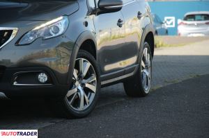 Peugeot 2008 2018 1.2 110 KM