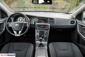 Volvo V60 2012 2.0 163 KM
