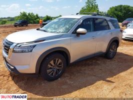Nissan Pathfinder 2022 3