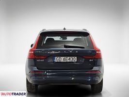 Volvo XC60 2022 2.0 197 KM