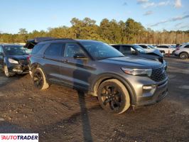 Ford Explorer 2022 2
