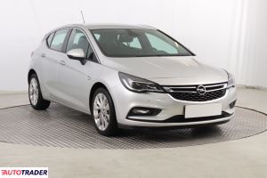 Opel Astra 2017 1.4 123 KM