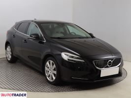 Volvo V40 2019 1.5 150 KM