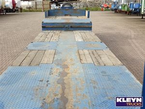 BROSHUIS EXTENDABLE 3 ST AXLE HYDR
