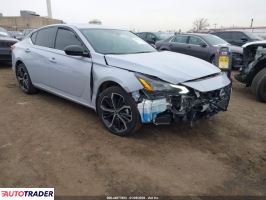 Nissan Altima - zobacz ofertę