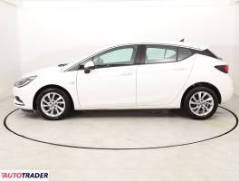 Opel Astra 2018 1.6 108 KM