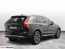 Volvo XC60 2023 2.0 197 KM