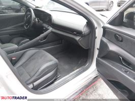 Hyundai Elantra 2025 2