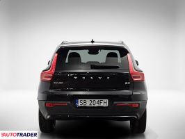 Volvo XC40 2023 2.0 163 KM