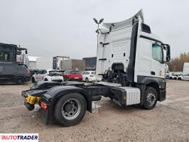 Mercedes Actros