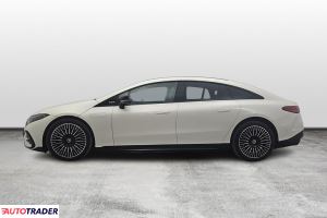 Mercedes Pozostałe 2022 523 KM