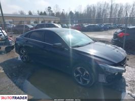 Hyundai Elantra - zobacz ofertę