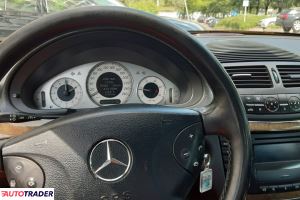 Mercedes E-klasa 2003 2.7 177 KM