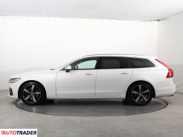 Volvo V90 2018 2.0 231 KM