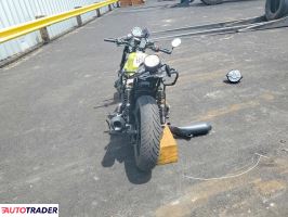 Moto Guzzi V7 2026