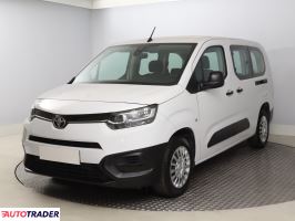 Toyota Pozostałe 2023 1.5 100 KM