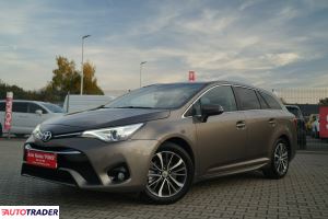 Toyota Avensis 2017 2.0 143 KM