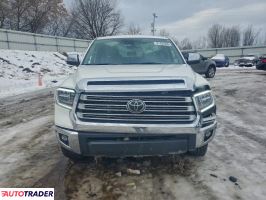 Toyota Tundra 2021 5