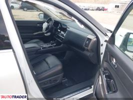 Nissan Pathfinder 2024 3
