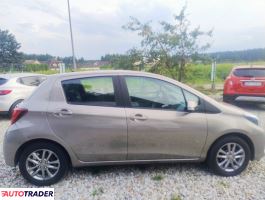 Toyota Yaris 2014 1.3 99 KM