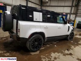 Land Rover Defender 2024 3