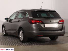 Opel Astra 2021 1.2 128 KM