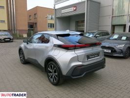 Toyota C-HR 2024 1.8 140 KM