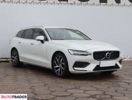 Volvo V60 2019 2.0 246 KM