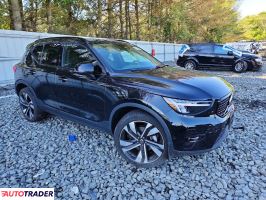 Volvo XC40 2024 2