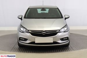 Opel Astra 2019 1.4 123 KM