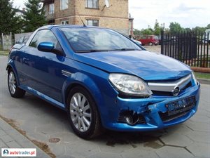 Opel Tigra 2005 1.8 92 KM Opel Tigra 2005 1.8 92 KM