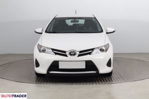 Toyota Auris 2015 1.3 97 KM