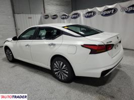 Nissan Altima 2025 2