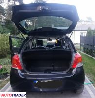 Toyota Yaris 2009 1.3 100 KM