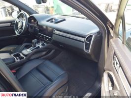 Porsche Cayenne 2022 3