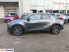 Toyota C-HR 2024 1.8 140 KM