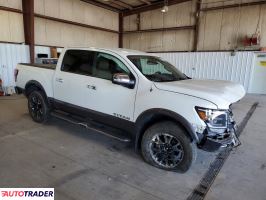 Nissan Titan 2021 5