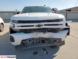 Chevrolet Silverado 2021 3