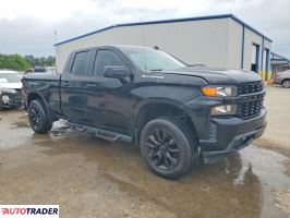 Chevrolet Silverado 2020 4
