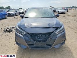 Nissan Versa 2020 1
