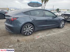 Tesla Model 3 2024