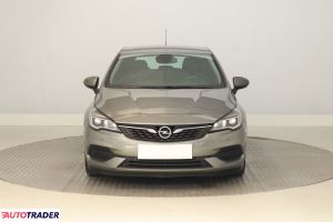 Opel Astra 2020 1.2 143 KM