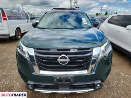 Nissan Pathfinder 2022 3