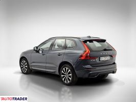 Volvo XC60 2023 2.0 197 KM