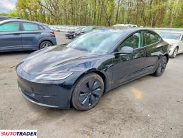 Tesla Model 3 - zobacz ofertę