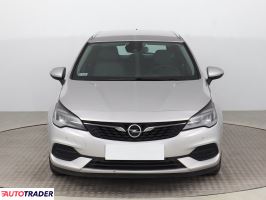 Opel Astra 2020 1.2 108 KM