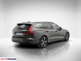 Volvo V60 2022 2.0 197 KM