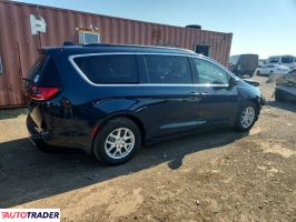 Chrysler Pacifica 2022 3