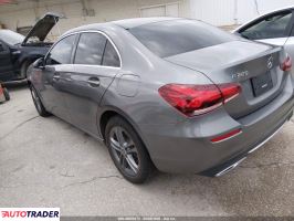 Mercedes 220 2020 2
