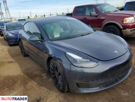 Tesla Model 3 2022